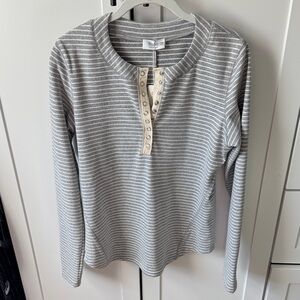 Bluivy Gray and white Striped Long Sleeve Tee